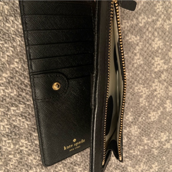 Kate Spade Colourblocked Wallet - Picture 3 of 5